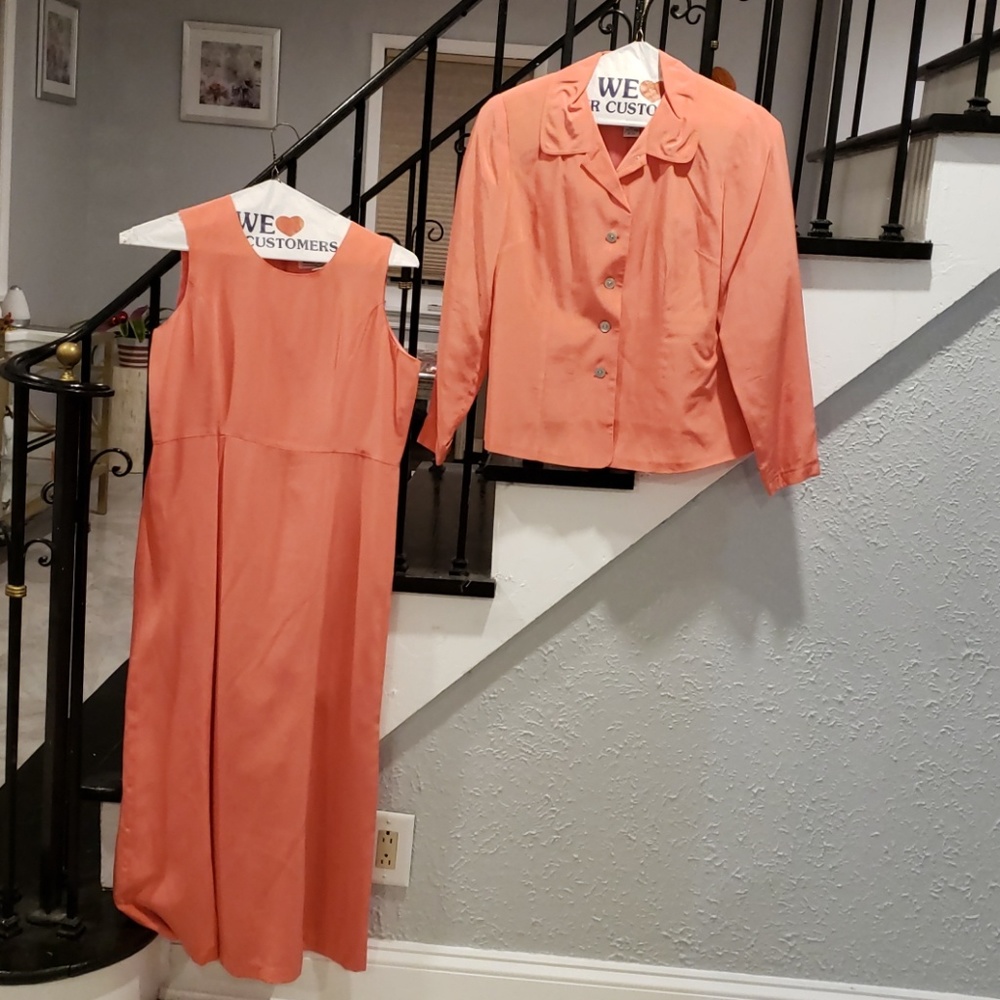 Dress - Picture 3 of 6